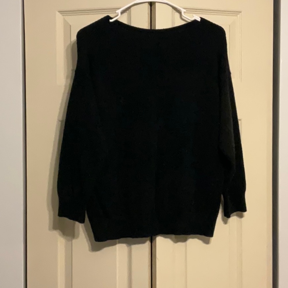Black sweater - Picture 4 of 5